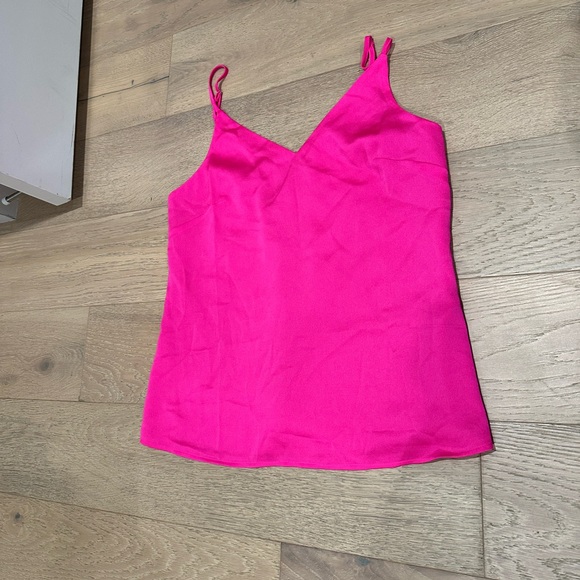 Banana Republic Tops - Banana Republic sleeveless perfect V-neck Camisole